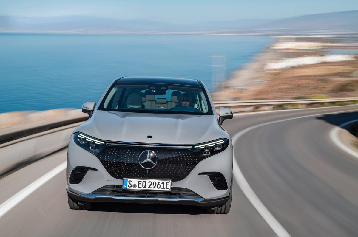 96 mercedes benz eqs suv official reveal images nose 96 mercedes benz eqs suv official reveal images nose