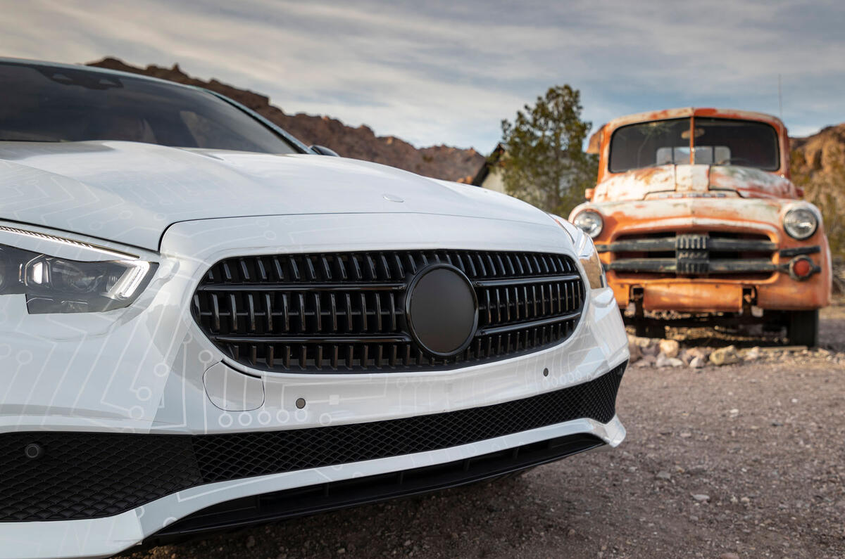Mercedes-Benz E-Class 2020 prototype ride - front end Mercedes-Benz E-Class 2020 prototype ride - front end