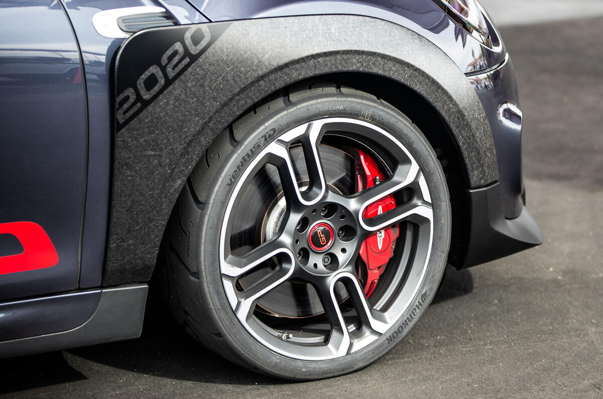 2020 Mini JCW GP first ride - alloy wheels