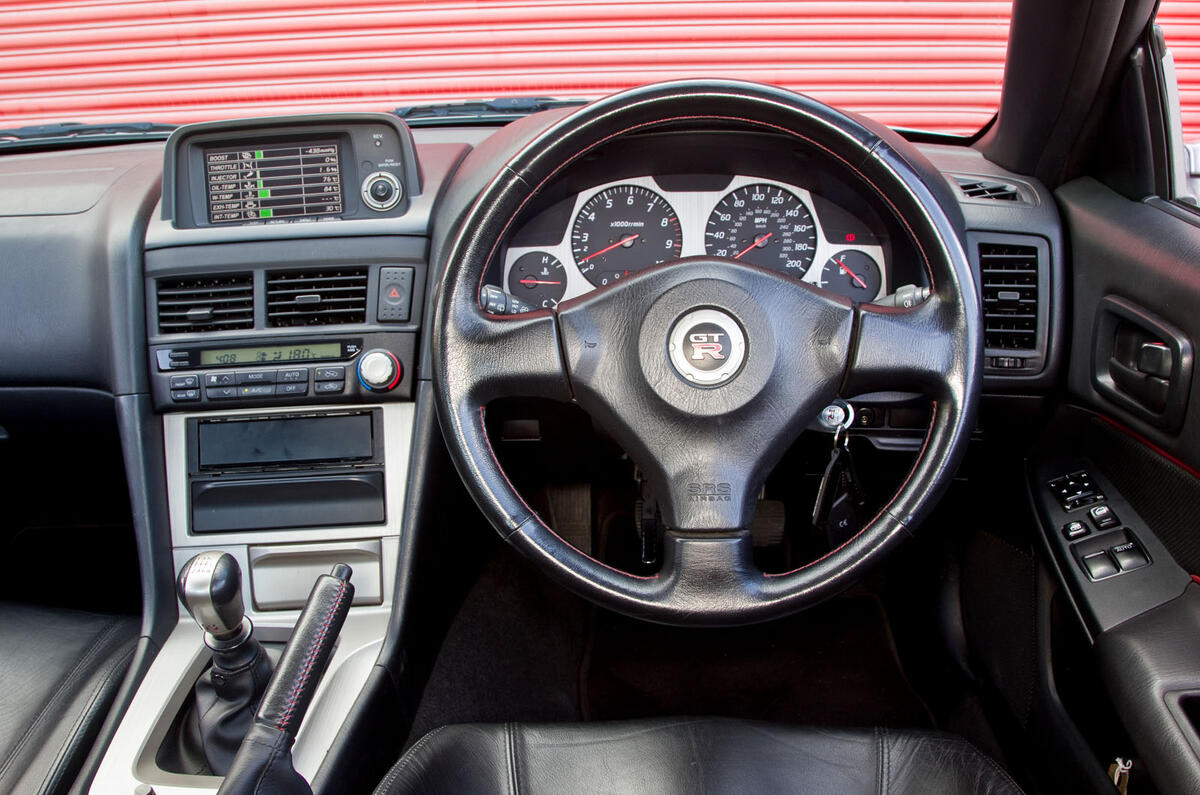 Nissan Skyline GT-R R34 used buying guide - interior Nissan Skyline GT-R R34 used buying guide - interior