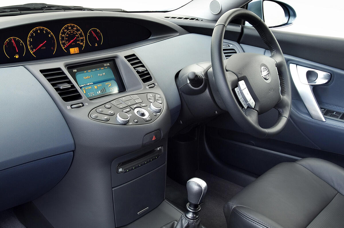 96 not quite a classic Nissan primera interior 96 not quite a classic Nissan primera interior