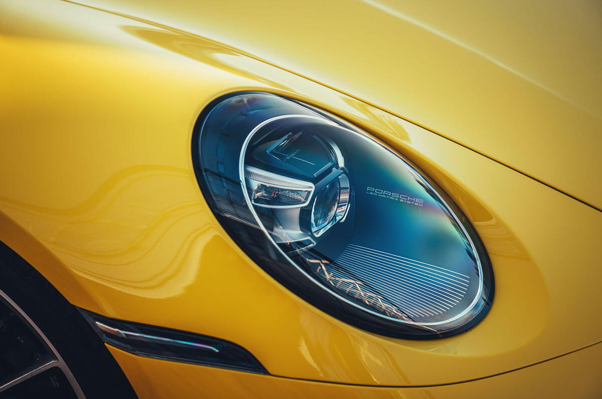 2019 Porsche 911 Carrera S track drive - headlights