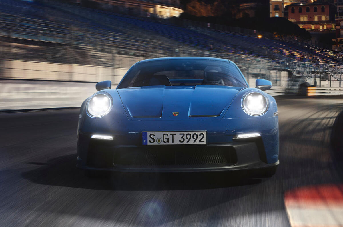 96 Porsche 911 GT3 2021 official images night nose 96 Porsche 911 GT3 2021 official images night nose