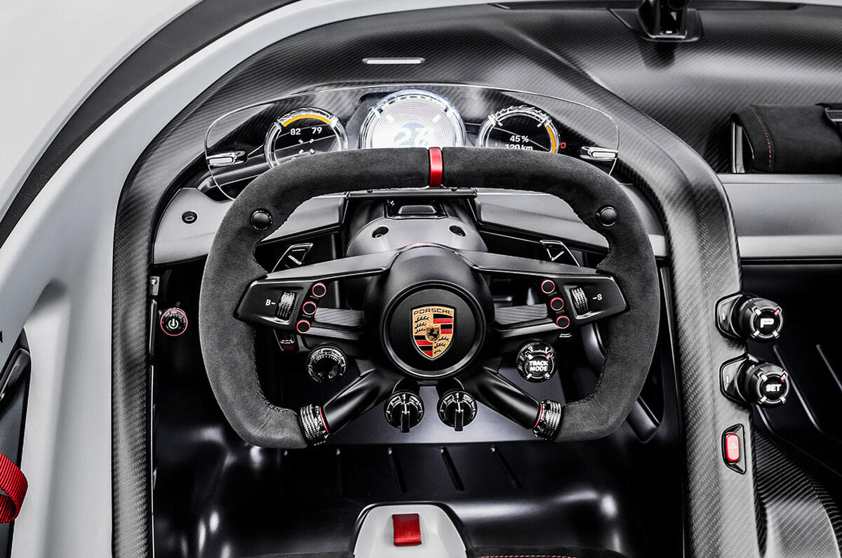 96 Porsche Vision Gran Turismo 2021 interior 96 Porsche Vision Gran Turismo 2021 interior