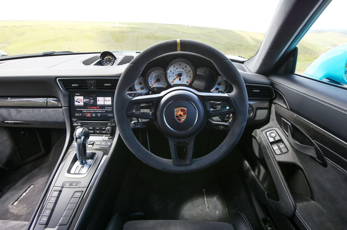 Road test rewind Porsche 911 GT2 RS - cabin