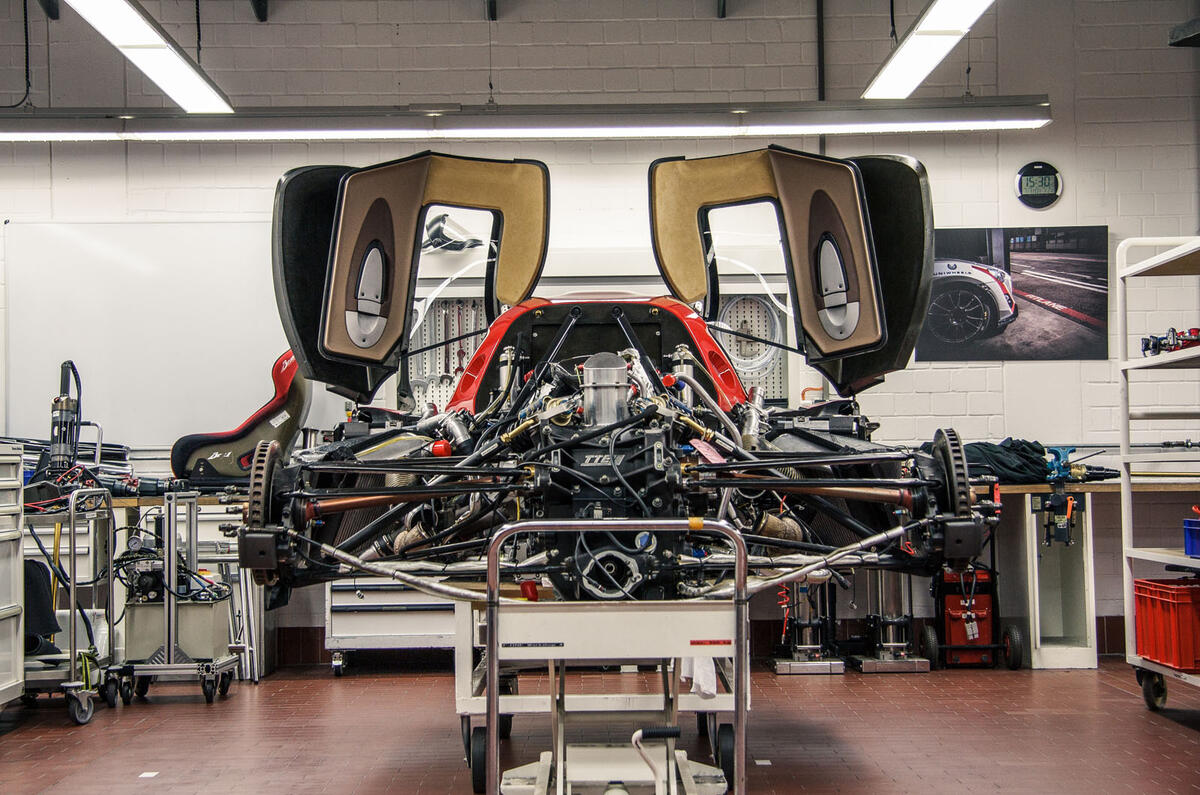 Waking the Toyota GT-One - disassembled