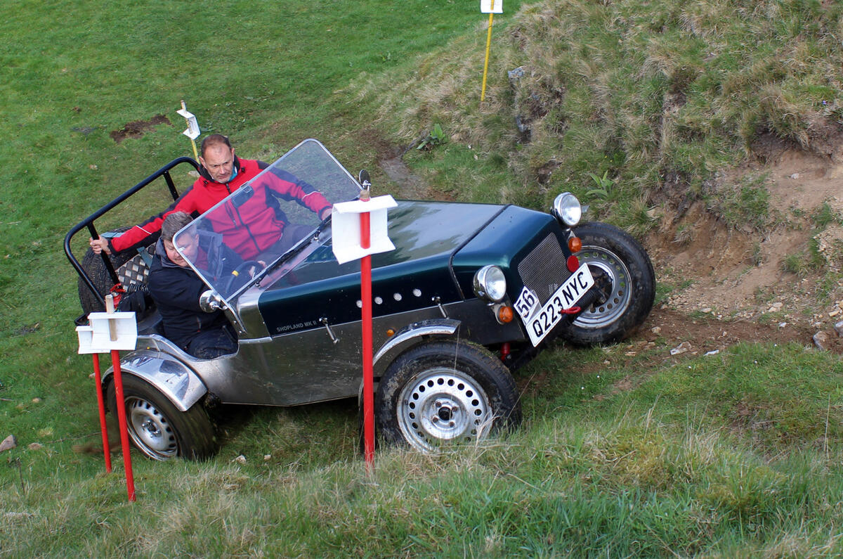 96 trial buggy climbing hill 96 trial buggy climbing hill