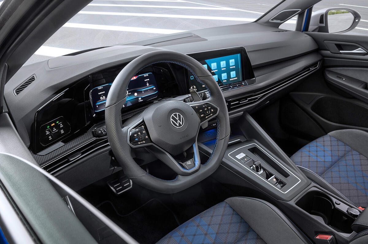96 Volkswagen Golf R Estate 2021 official reveal steering wheel 96 Volkswagen Golf R Estate 2021 official reveal steering wheel