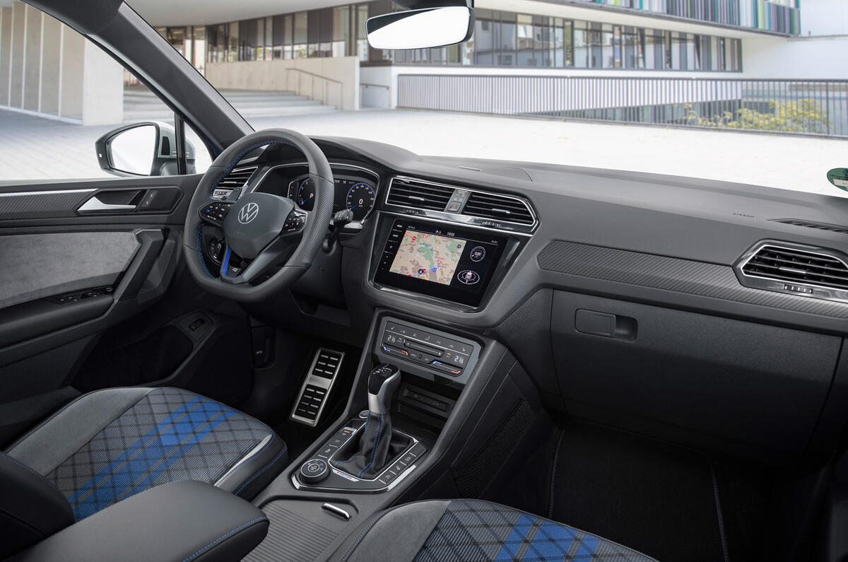 96 Volkswagen Tiguan R 2021 official images cabin 96 Volkswagen Tiguan R 2021 official images cabin