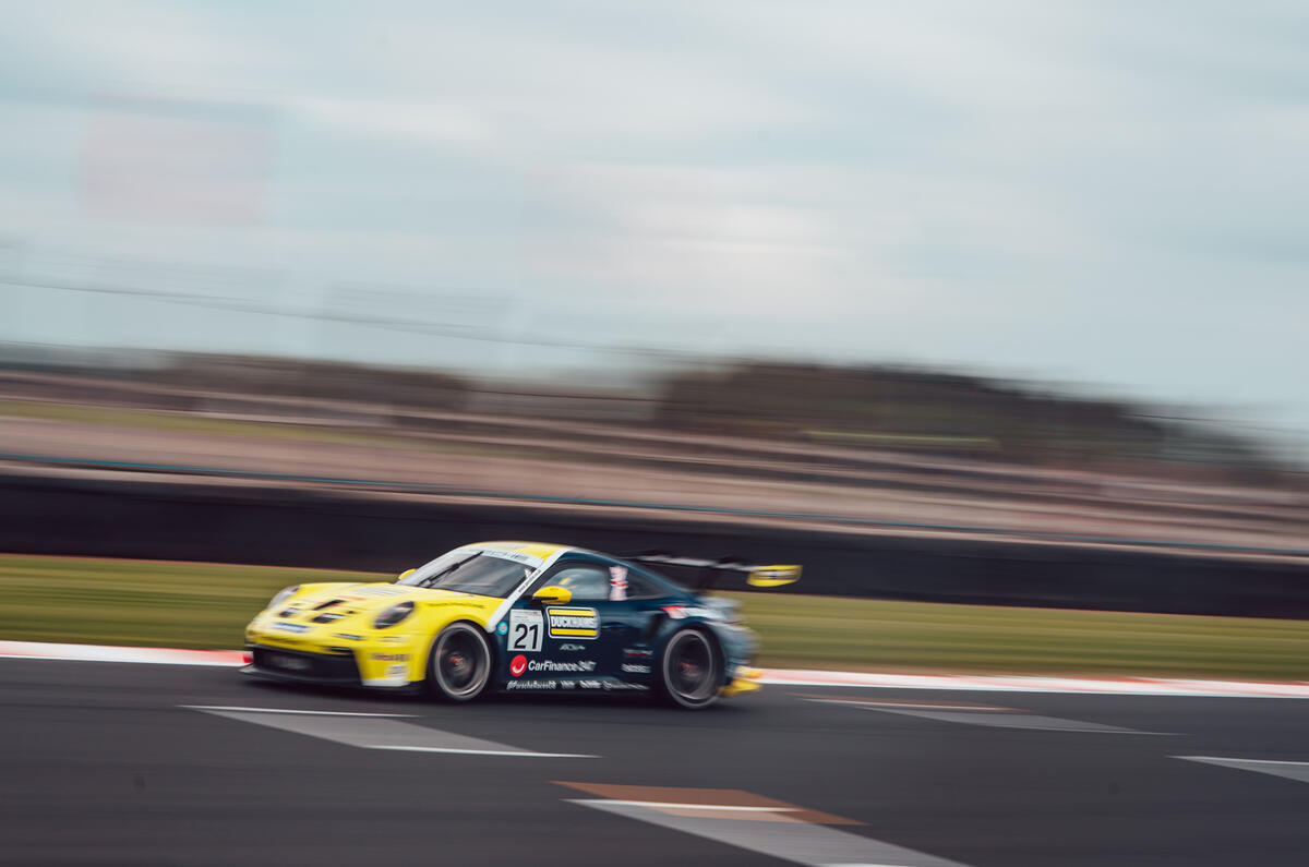 97 adam smalley porsche 911 gt3 cup panning 97 adam smalley porsche 911 gt3 cup panning