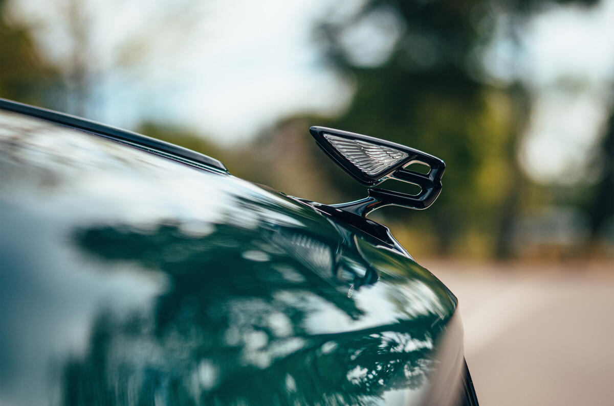 97 Bentley Flying Spur PHEV 2021 official images nose 97 Bentley Flying Spur PHEV 2021 official images nose