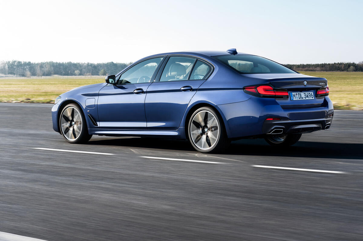 BMW 530e 2020 facelift official images - tracking rear BMW 530e 2020 facelift official images - tracking rear