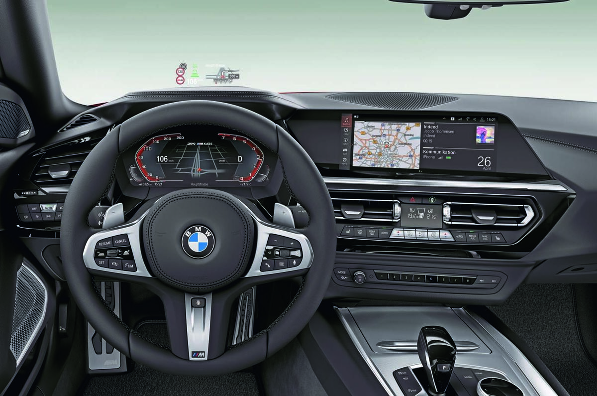 2019 BMW Z4 official reveal Pebble Beach - cabin