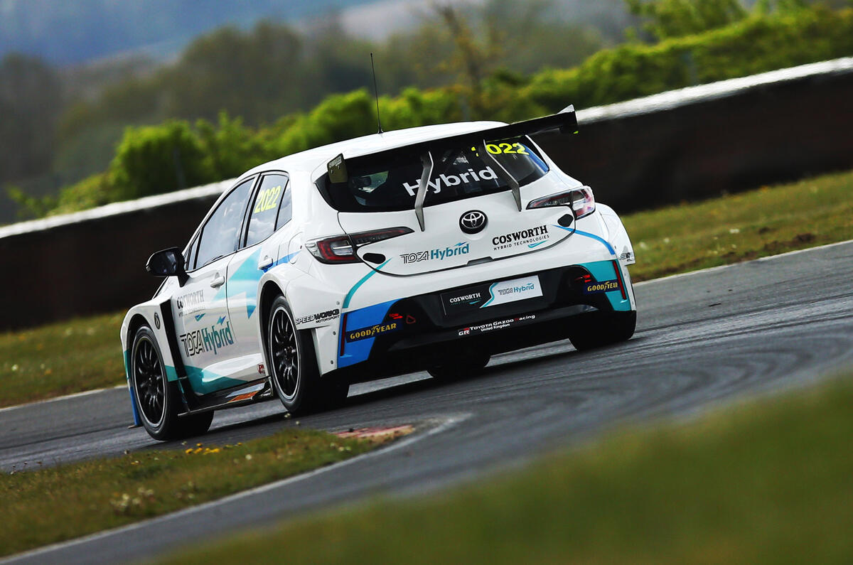 97 BTCC hybrid racer debut feature cornering rear 97 BTCC hybrid racer debut feature cornering rear