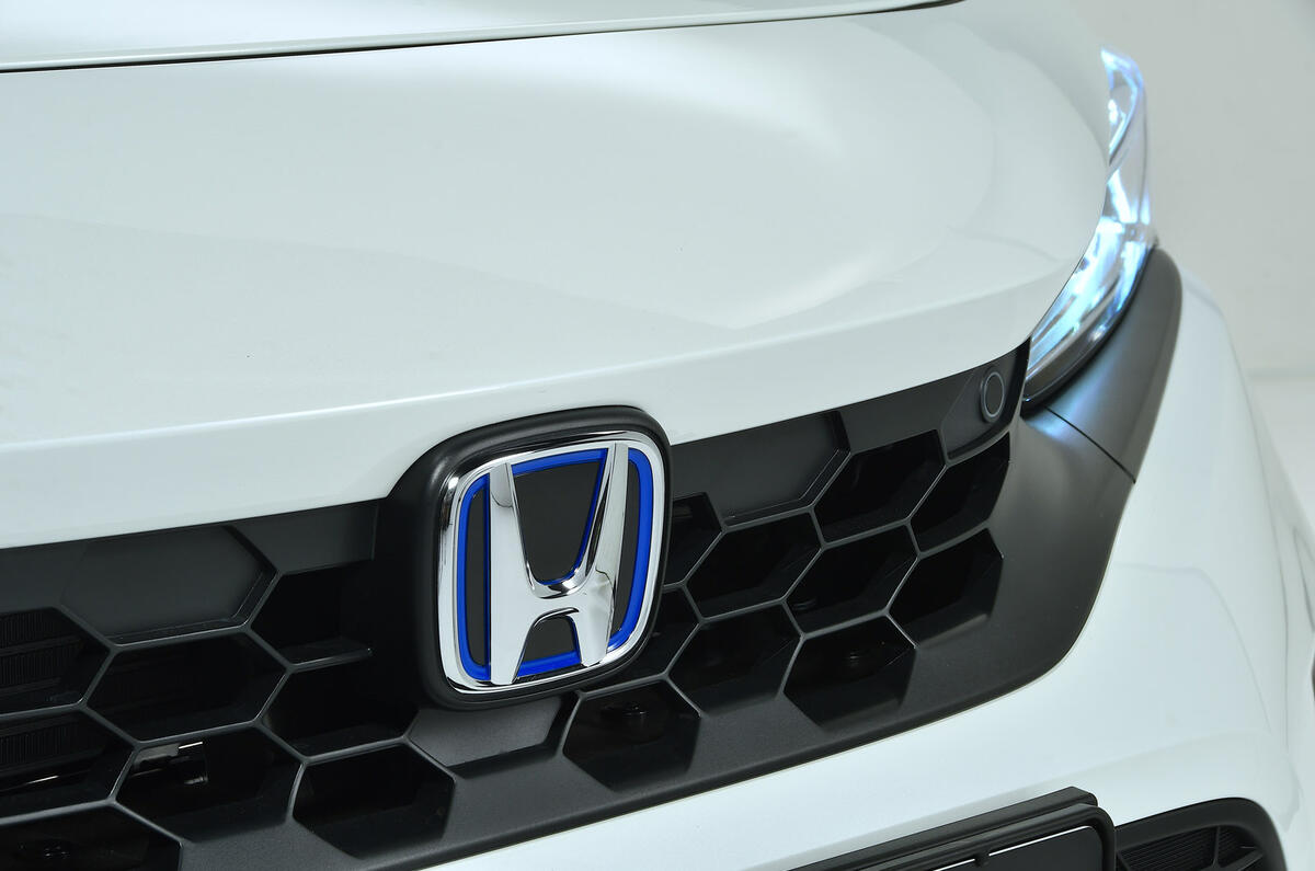 97 Honda Civic 2022 european reveal nose badge 97 Honda Civic 2022 european reveal nose badge
