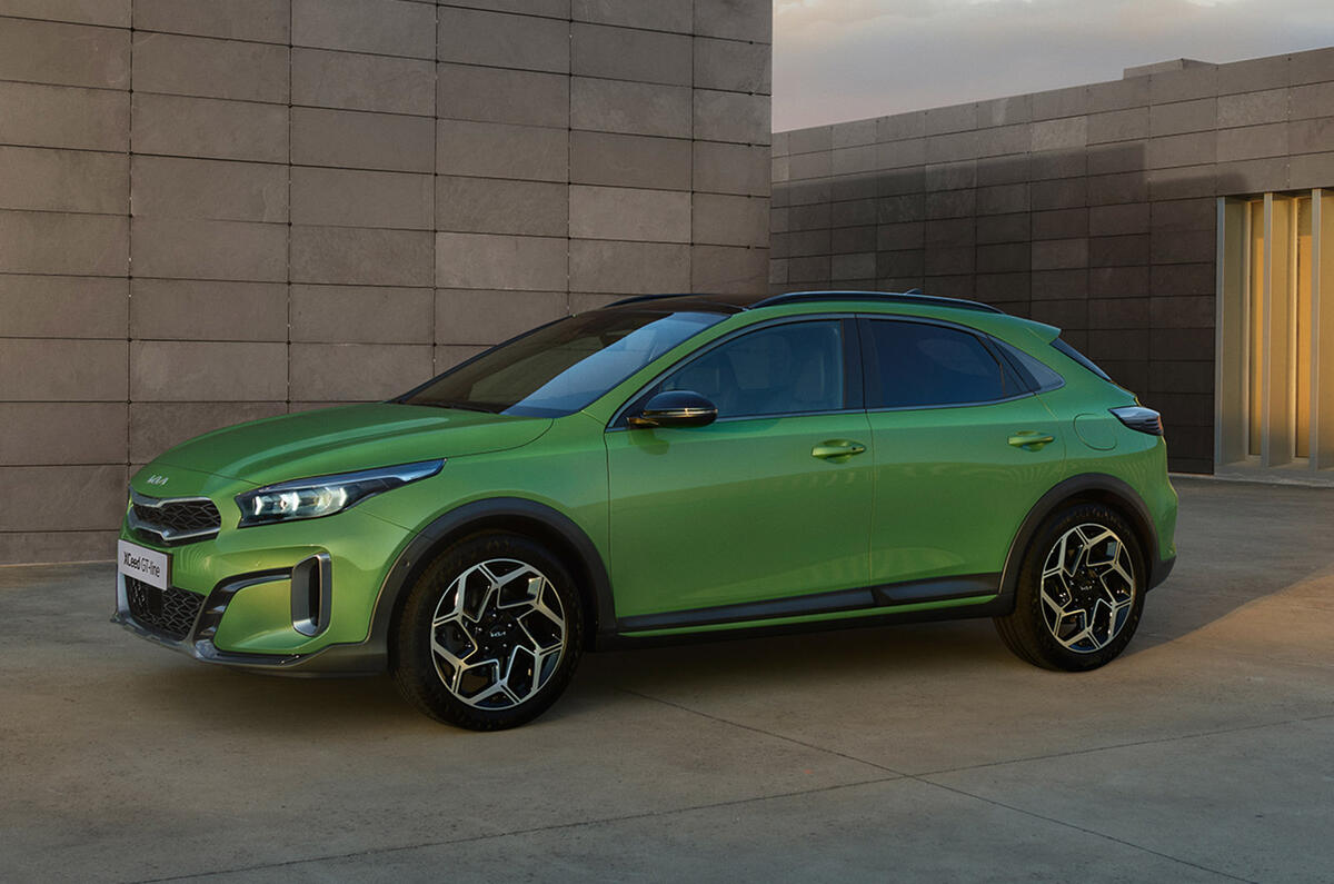 Kia xceed side Kia xceed side