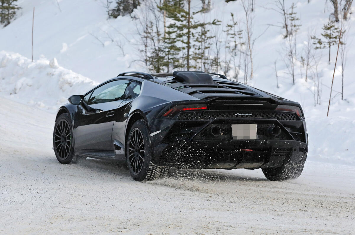 97 Lamborghini Sterrato spies 2022 rear 97 Lamborghini Sterrato spies 2022 rear