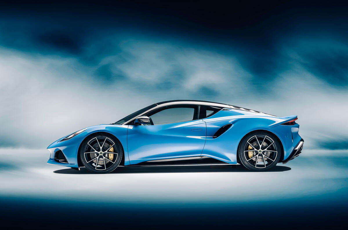 97 Lotus Emira 2021 reveal side
