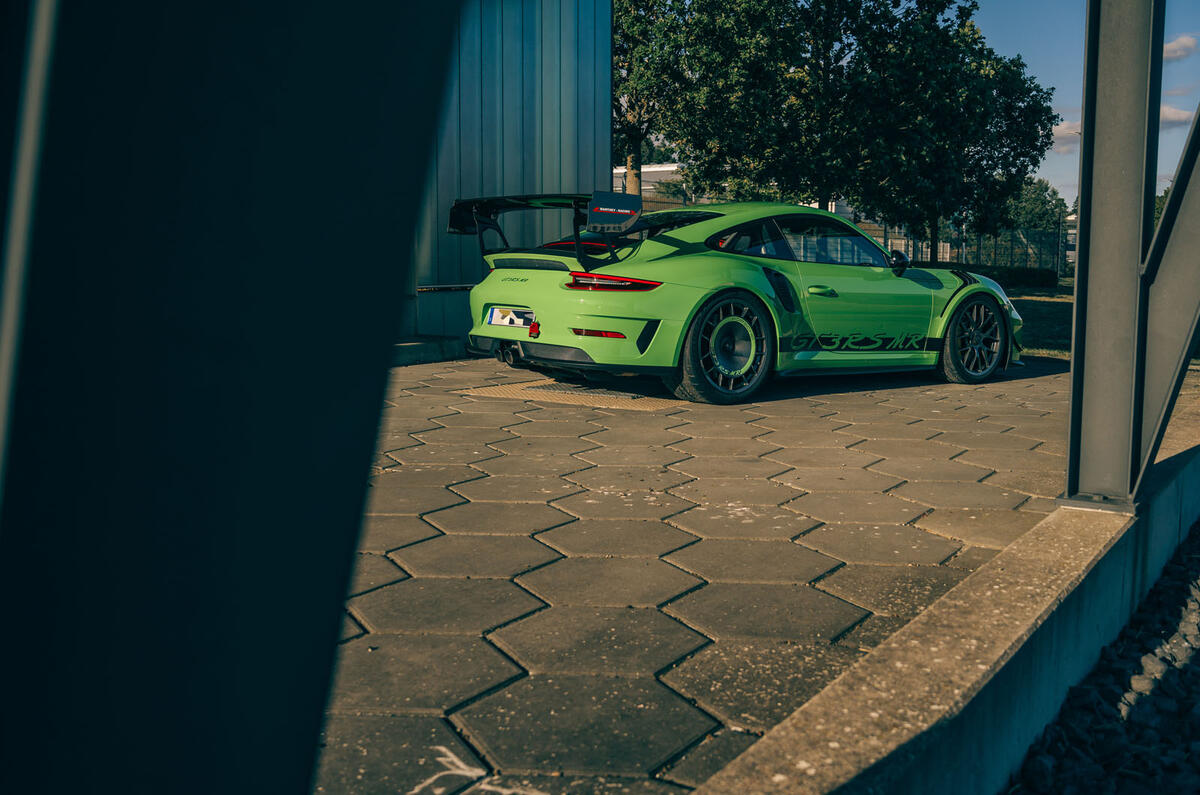 Visiting Manthey racing - GT3 RS MR static rear Visiting Manthey racing - GT3 RS MR static rear