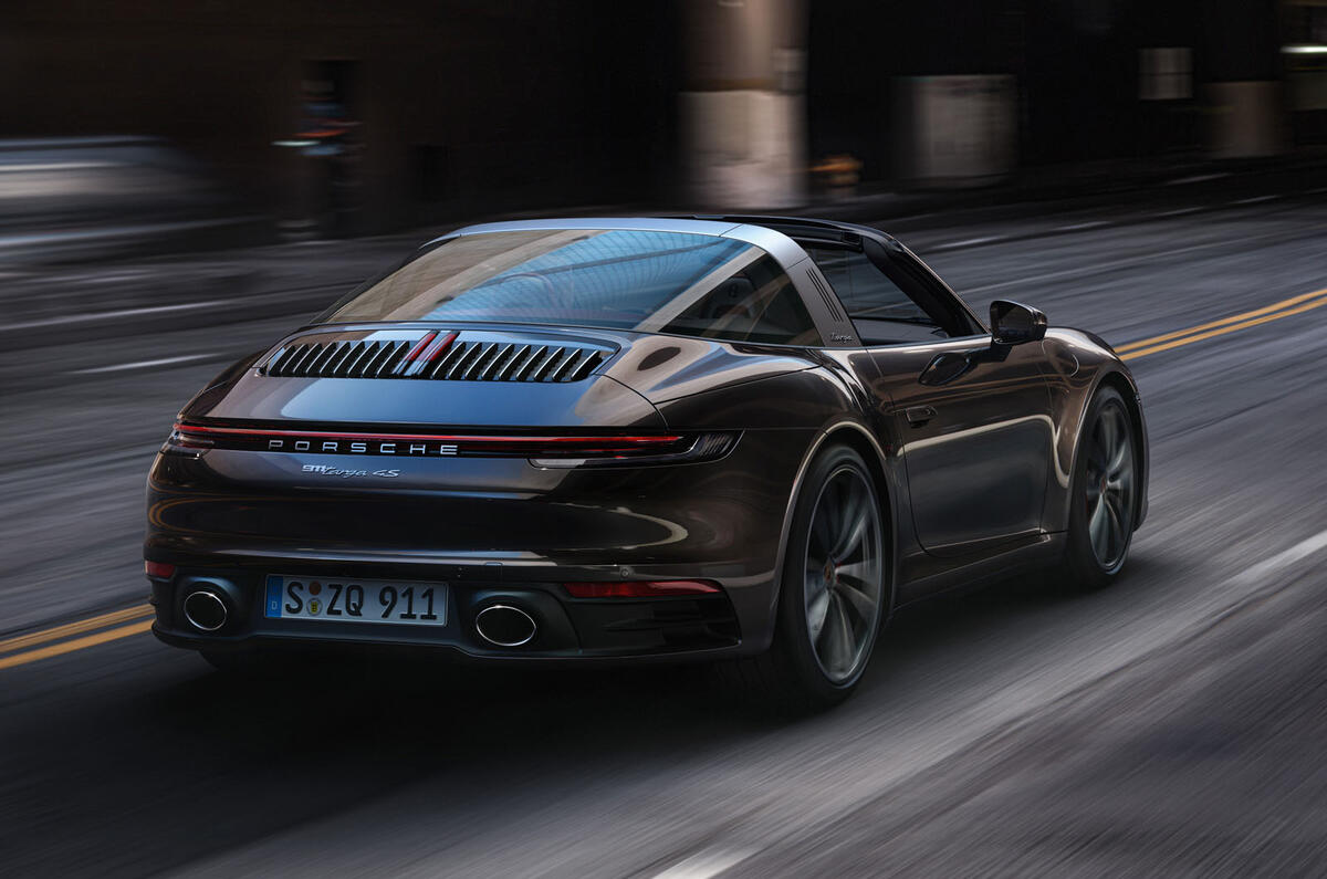 Porsche 911 Targa 992 official images - tracking rear