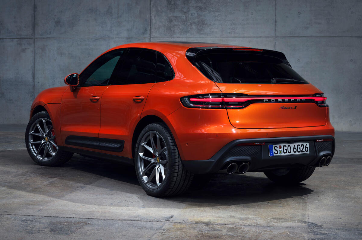 97 Porsche Macan 2021 official images studio rear