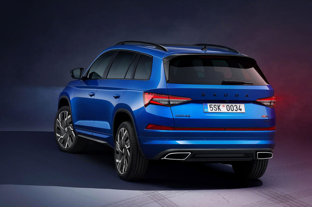 97 Skoda Kodiaq VRS 2021 official images hero rear