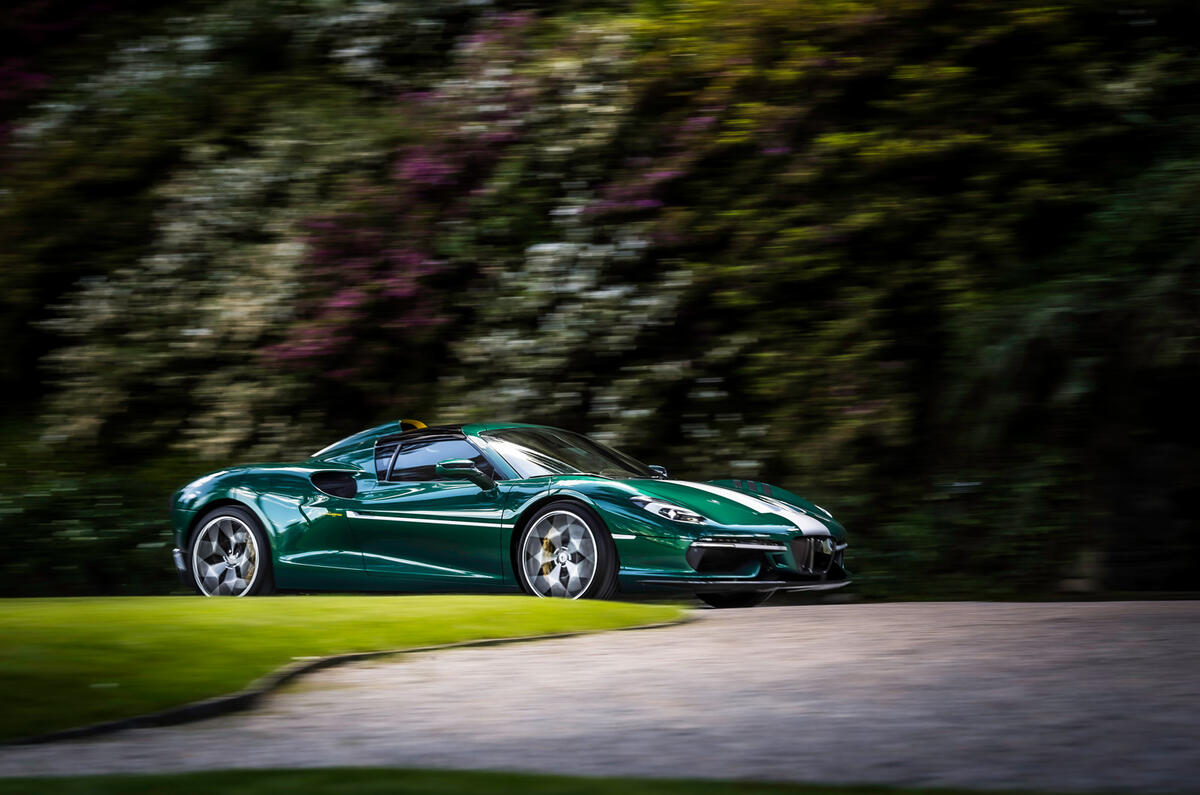 97 Touring Superleggera Arese RH95 official reveal tracking side 97 Touring Superleggera Arese RH95 official reveal tracking side