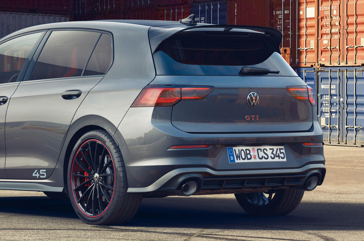 97 VW Golf GTI Clubsport 45 official images rear end 97 VW Golf GTI Clubsport 45 official images rear end