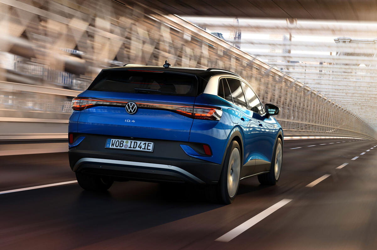 Volkswagen ID 4 official images - tracking rear