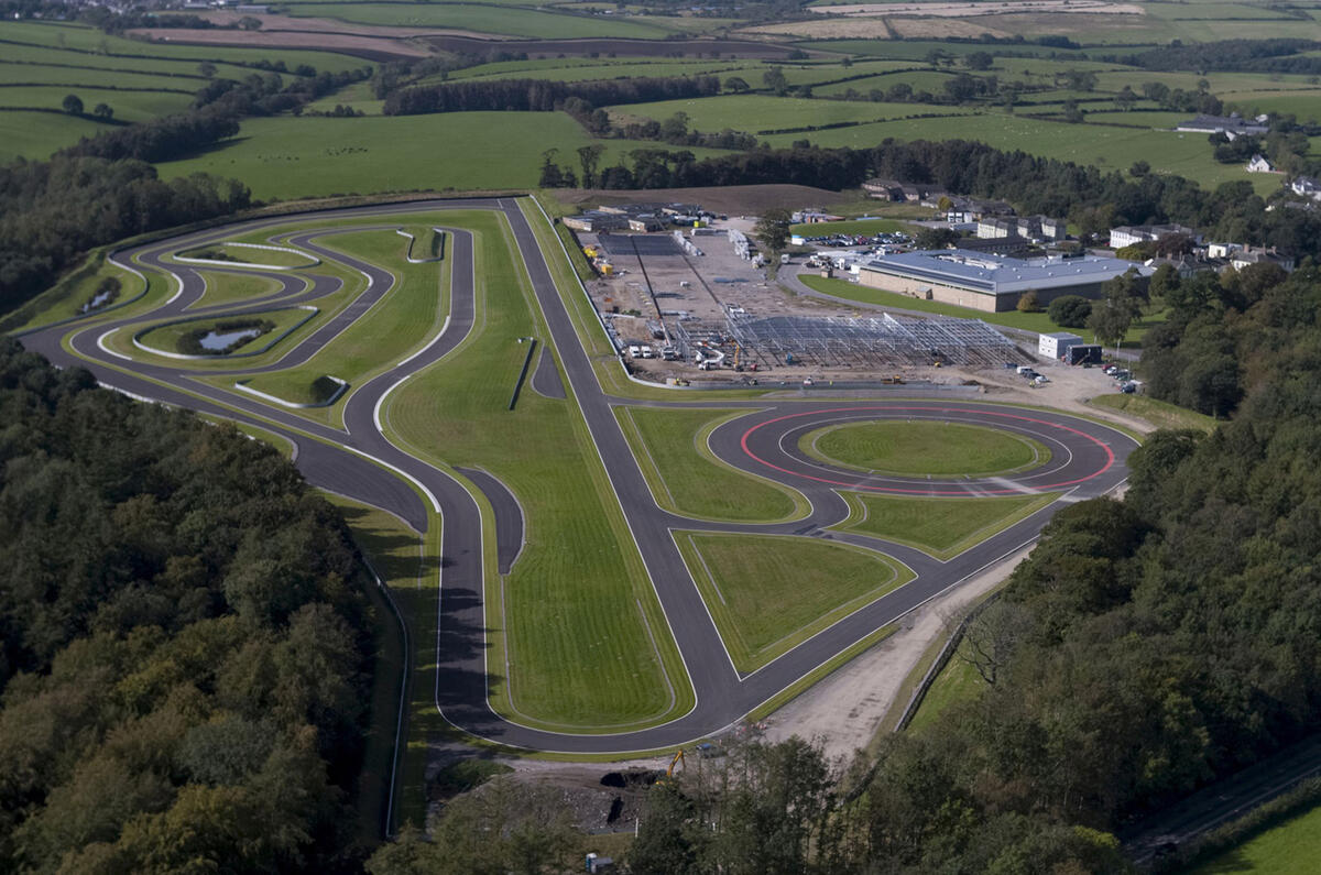 98 Apex circuit design M Sport Evaluation Centre 98 Apex circuit design M Sport Evaluation Centre