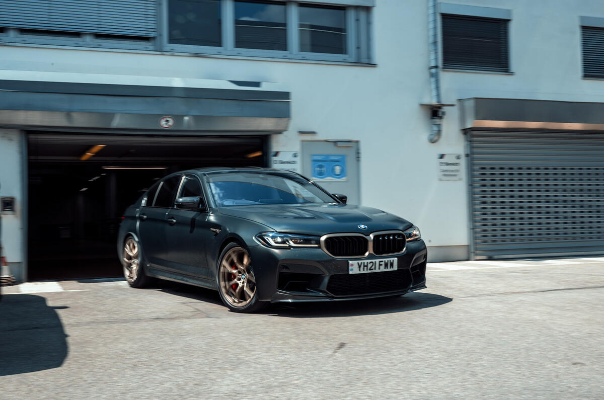 98 bmw m5 cs front quarter garage 98 bmw m5 cs front quarter garage