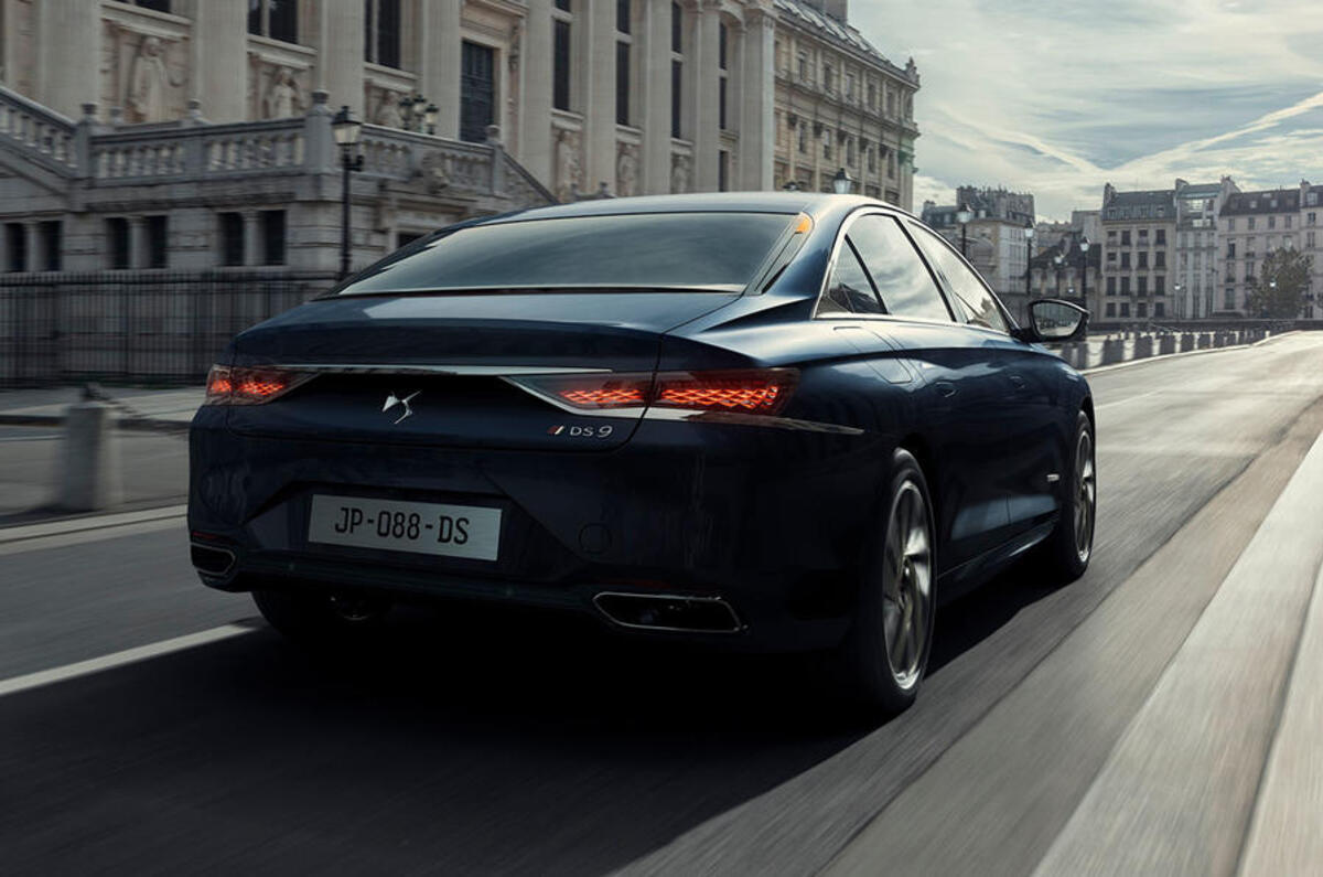 DS 9 2020 official - tracking rear DS 9 2020 official - tracking rear