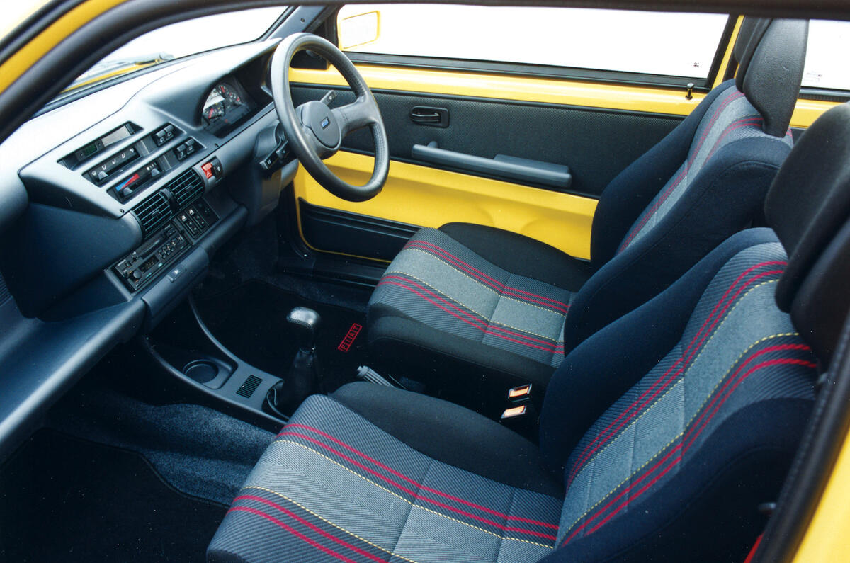 98 fiat cinquecento sporting interior seats
