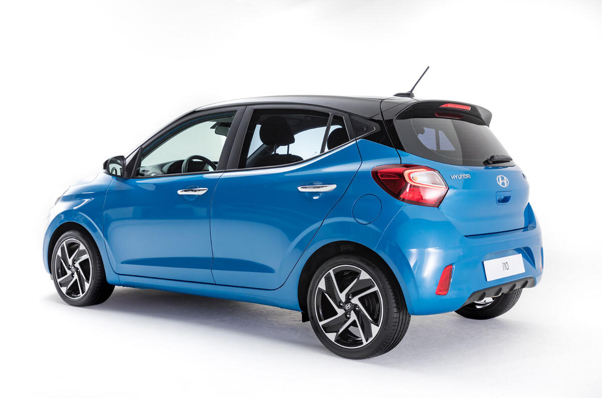 Hyundai i10 2019 reveal - studio rear