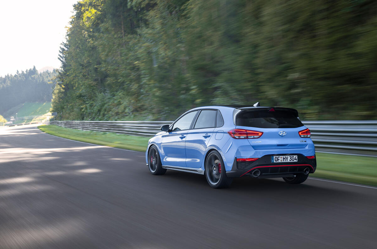 Hyundai i30 N 2020 facelift official images - track rear