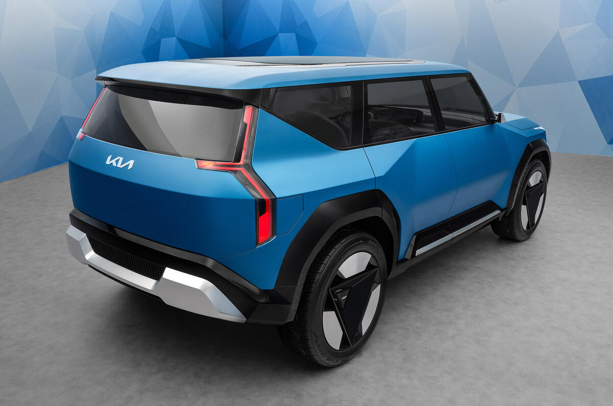 98 Kia EV9 concept studio static rear
