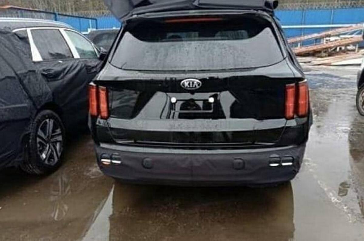 2020 Kia Sorento facelift - rear 2020 Kia Sorento facelift - rear