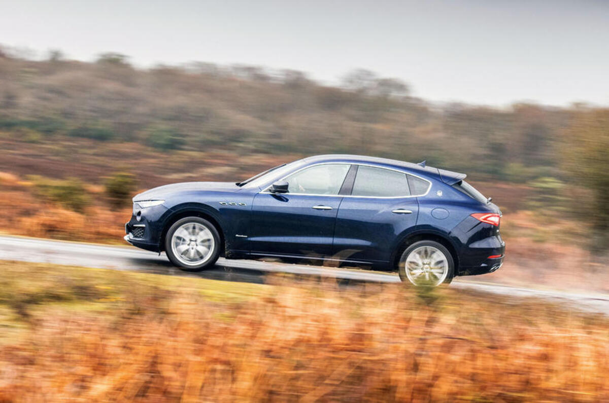 98 maserati levante s granlusso 2019 rt hero side