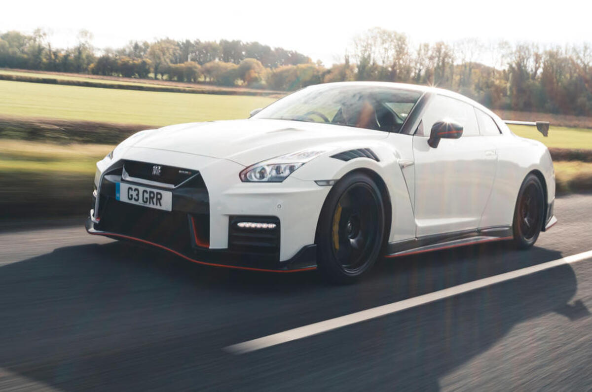 98 nissan gtr at 15 feature tracking front