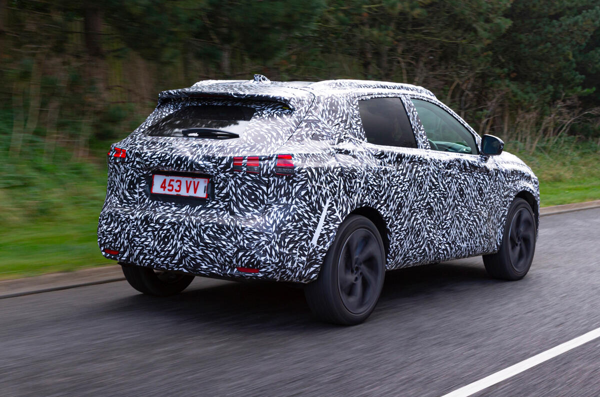 Nissan Qashqai official prototype images - hero rear