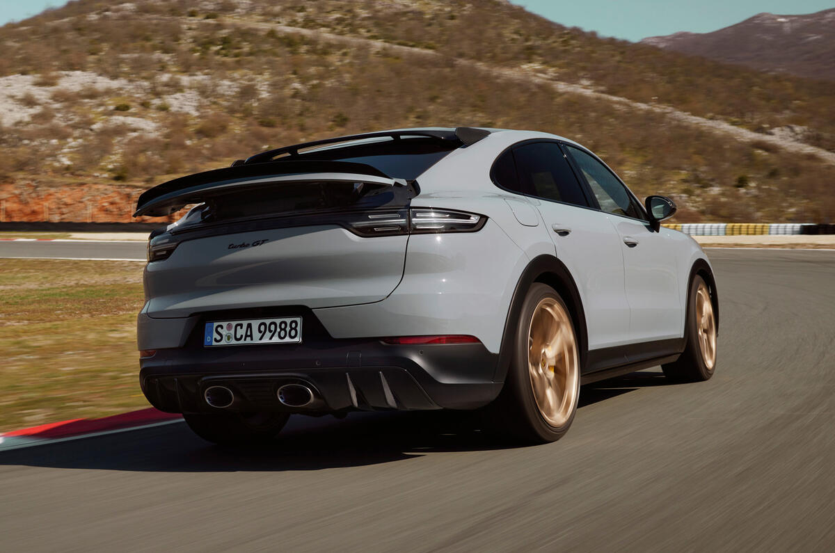 98 Porsche Cayenne GT 2021 official reveal hero rear