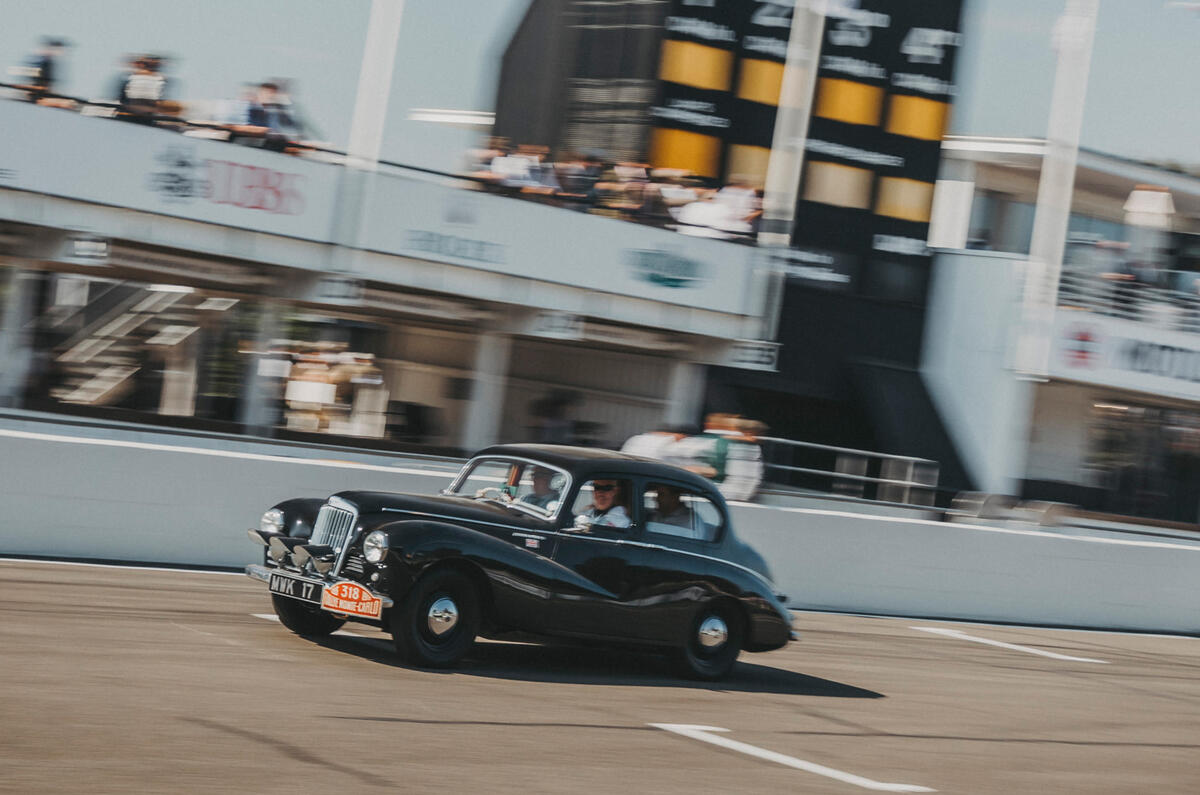 98 Racing Lines Goodwood revival Moss sunbeam
