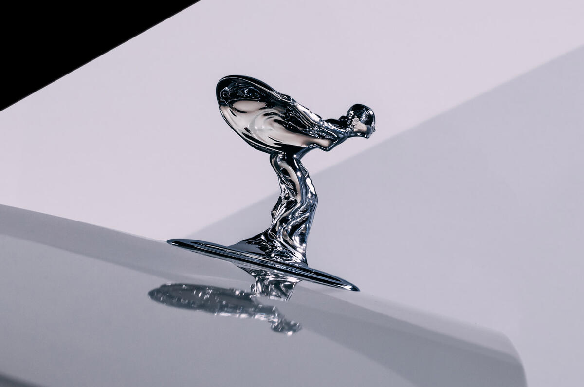 98 Rolls Royce Spirit of Ecstasy 2022 side