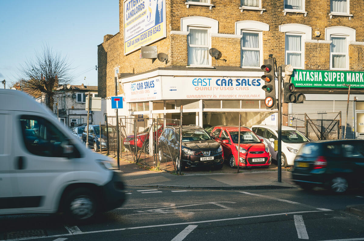 98 romford road