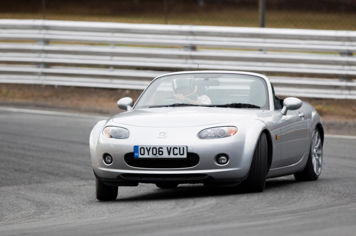 98 Ruppert column future bargains Mazda MX 5 98 Ruppert column future bargains Mazda MX 5