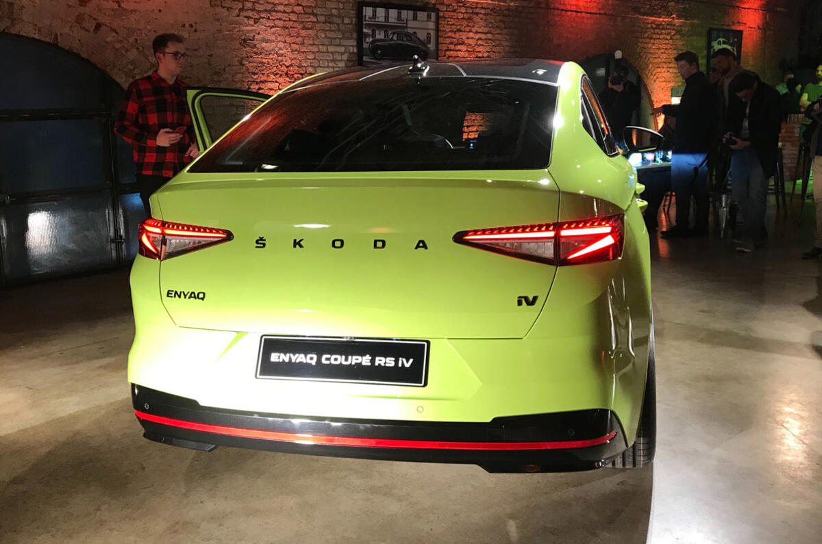 98 skoda enyaq iv coupe