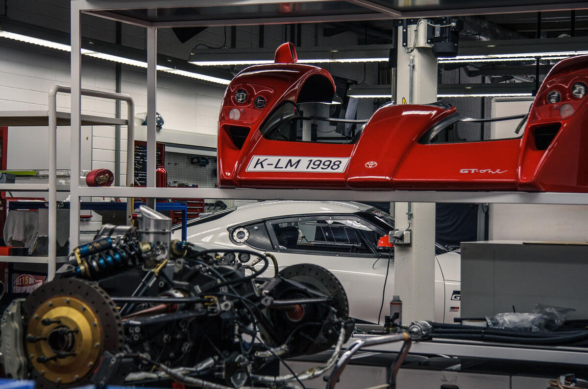 Waking the Toyota GT-One - racing pair