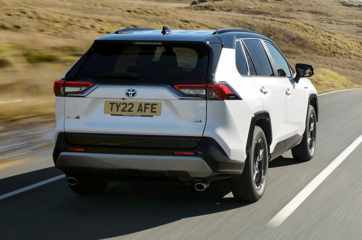 98 toyota rav4 rear quarter