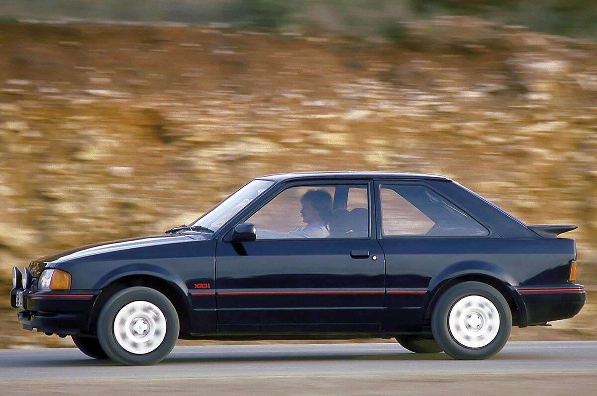 98 used buying guide Ford Escort XR3i tracking side