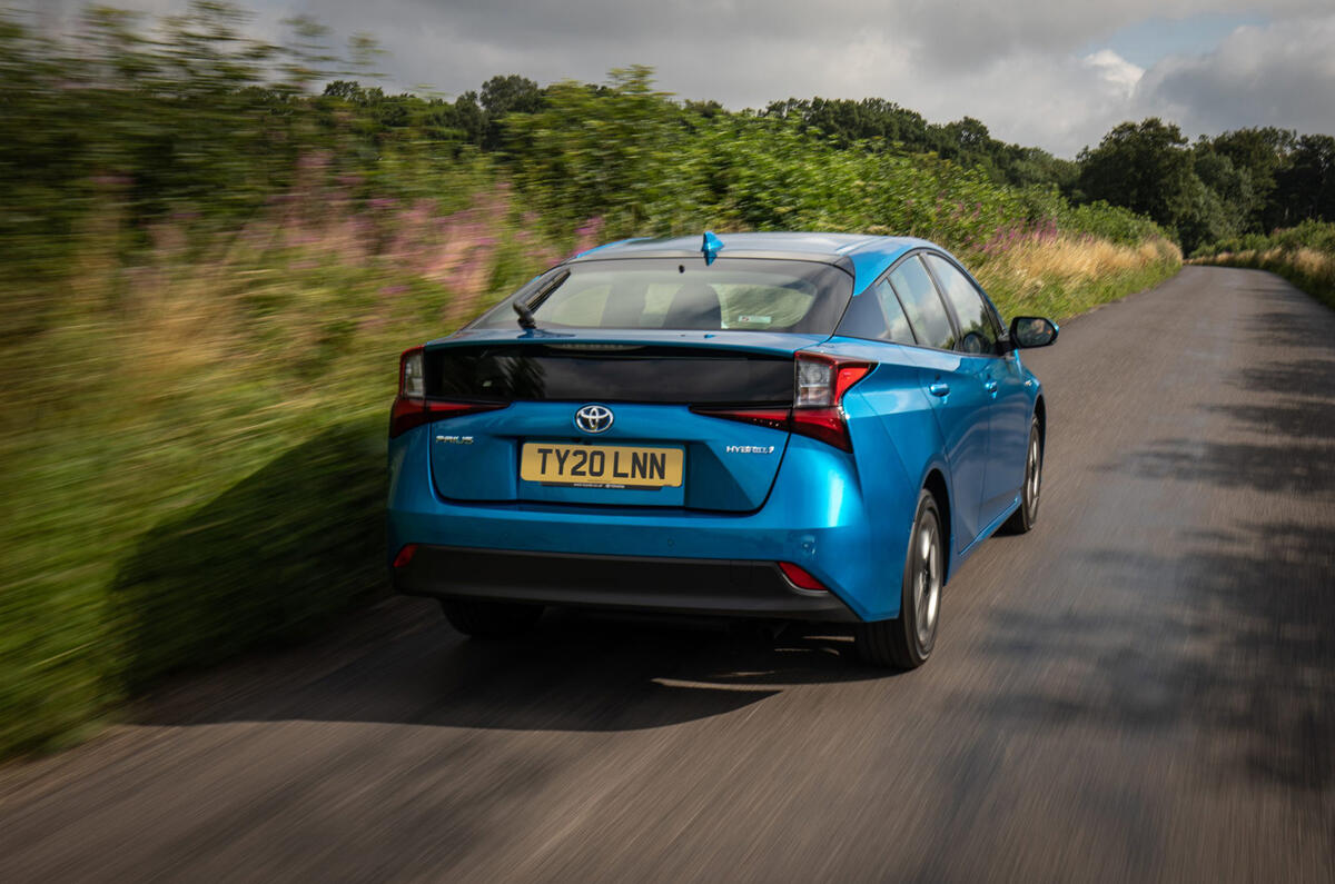 98 Toyota Prius AWD i 27 scaled